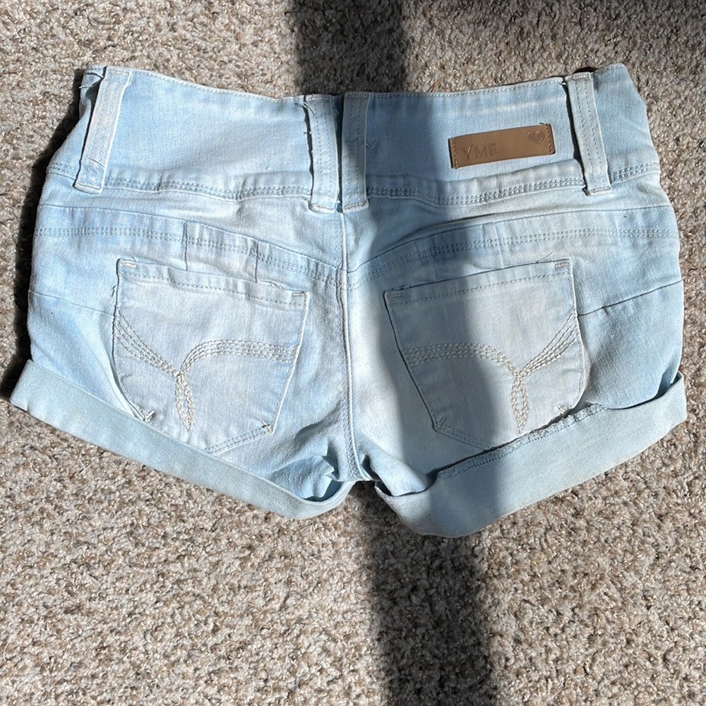 Jean Shorts - Picture 2 of 3